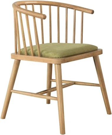 নর্ডিক উড ডাইনিং আর্ম চেয়ার এবং কুশন সহ চামড়া